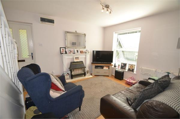 Longfield Avenue, Mill Hill